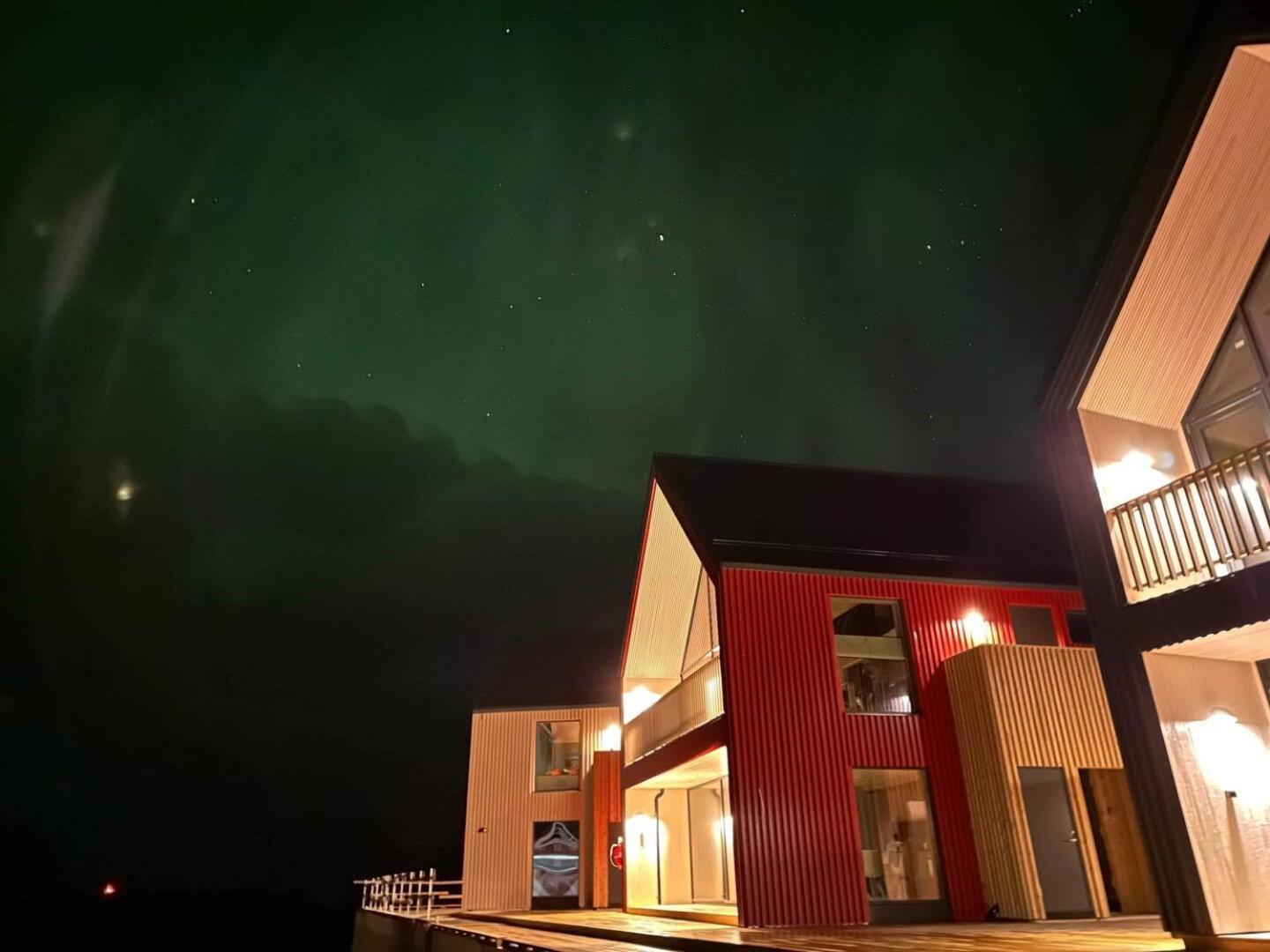 Stor Moderne Leilighet I Henningsvaer, 70 Kvm Dış mekan fotoğraf