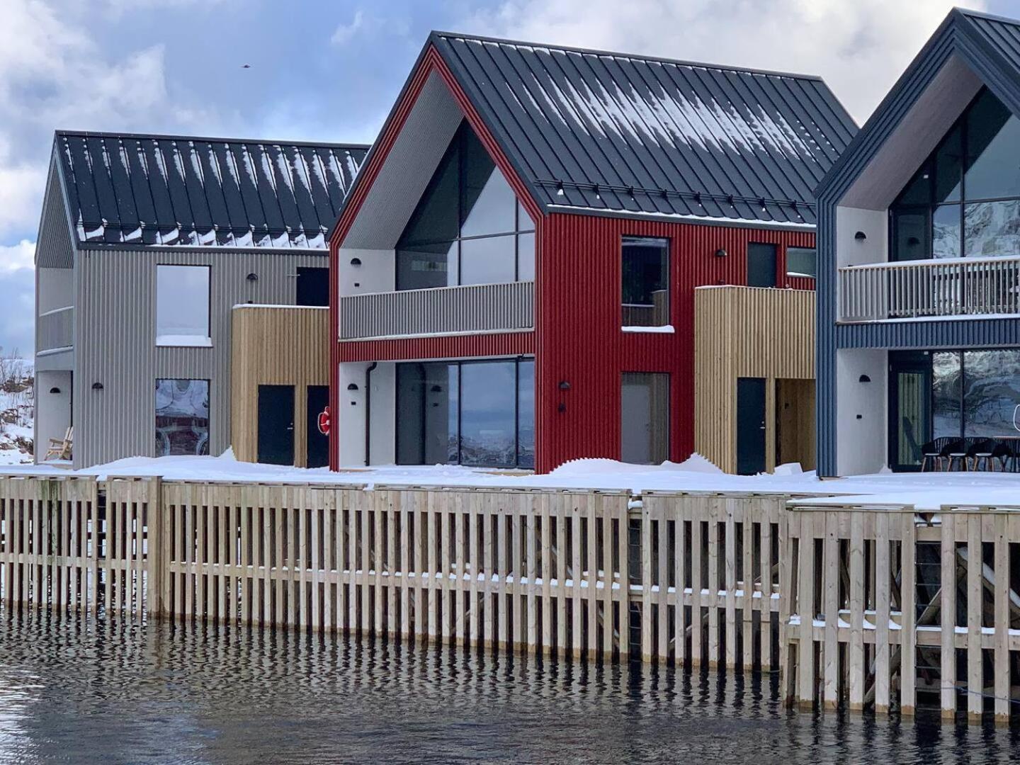 Stor Moderne Leilighet I Henningsvaer, 70 Kvm Dış mekan fotoğraf